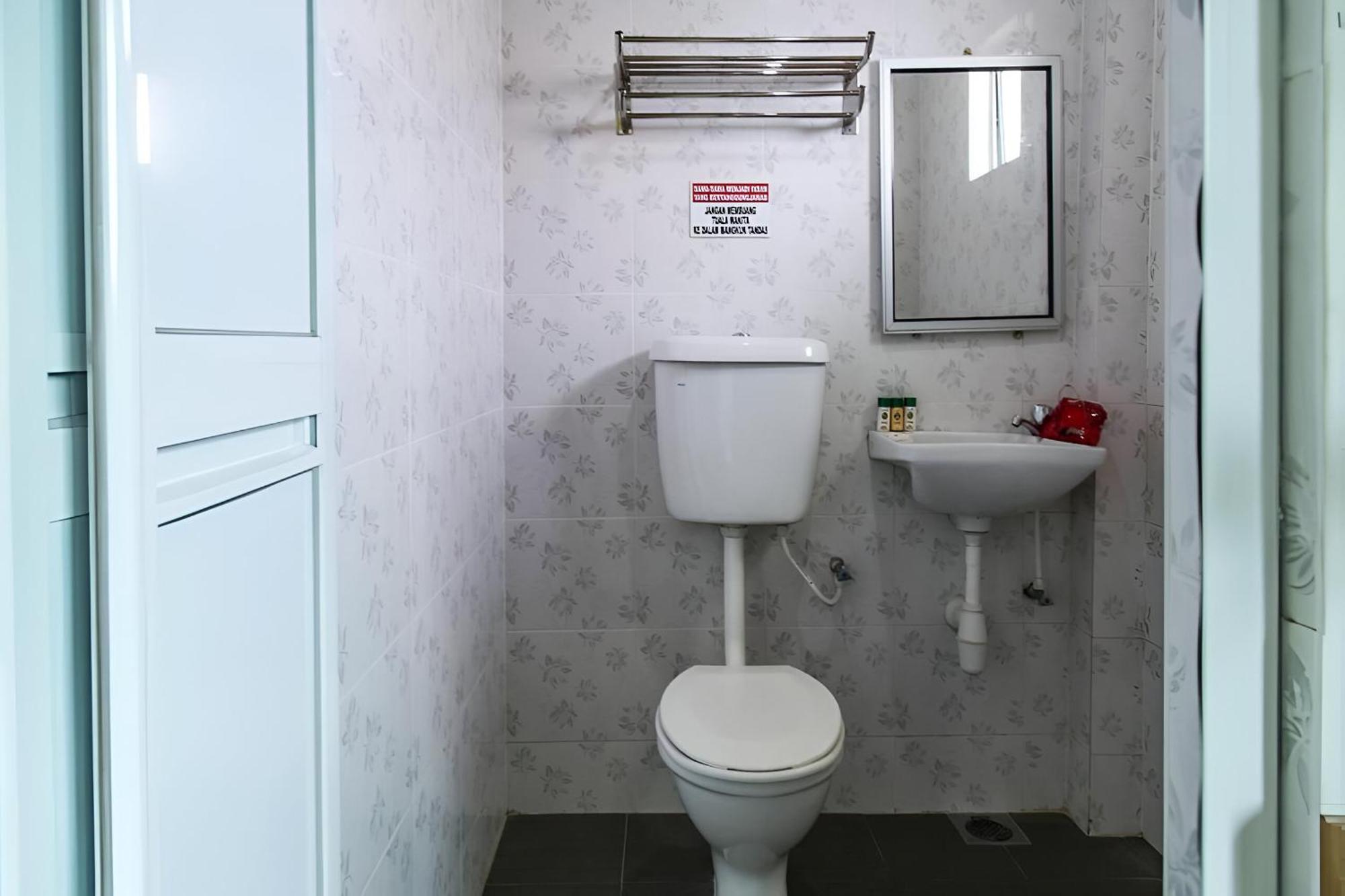 69 Hotel Malacca 外观 照片